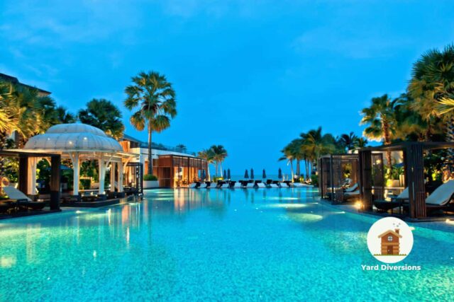 Resort pool with a nice easy access into the pool