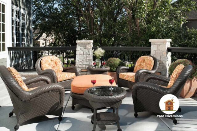 tidy patio furniture set in a small deck setting